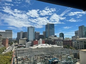 630 Thomas L Berkley Way, Unit #508 in Oakland, CA - Building Photo - Building Photo