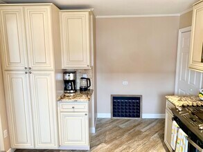 105 N Wyoming Ave in Ventnor City, NJ - Building Photo - Building Photo