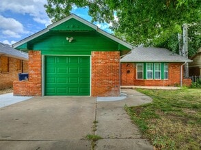 225 NW 80th St in Oklahoma City, OK - Building Photo - Building Photo