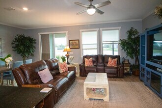 11638 Woodleaf Dr in Bradenton, FL - Foto de edificio - Building Photo