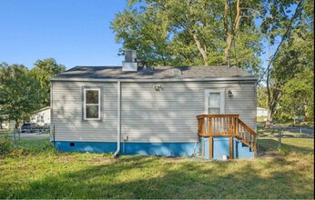 3355 N 40th Ave in Omaha, NE - Foto de edificio - Building Photo