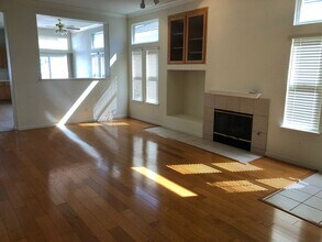 560 Marvin Gardens Cir in Vacaville, CA - Building Photo - Building Photo