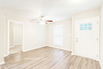 3677 Glen Mora Dr in Decatur, GA - Building Photo - Building Photo