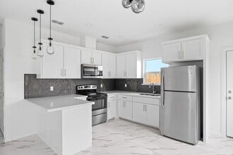 11502 N 24th St in McAllen, TX - Building Photo - Building Photo