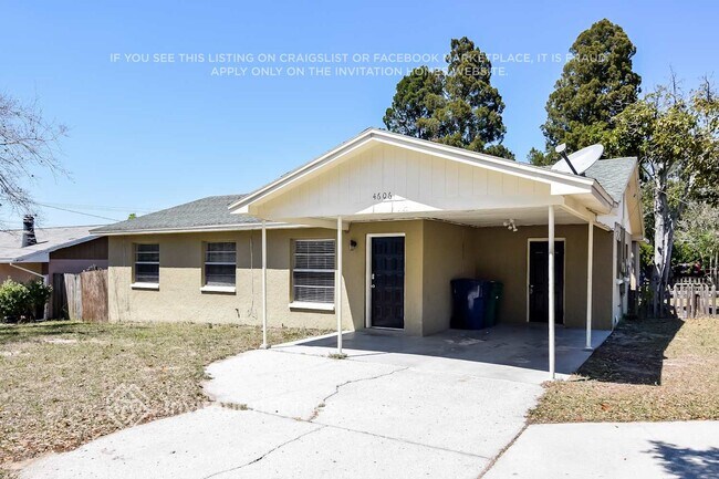 4606 E Linebaugh Ave. in Tampa, FL - Building Photo - Building Photo