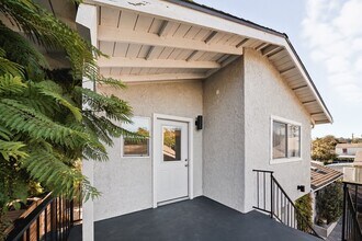 611 W Mission St in Santa Barbara, CA - Building Photo - Building Photo