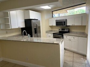 8177 Severn Dr in Boca Raton, FL - Building Photo - Building Photo