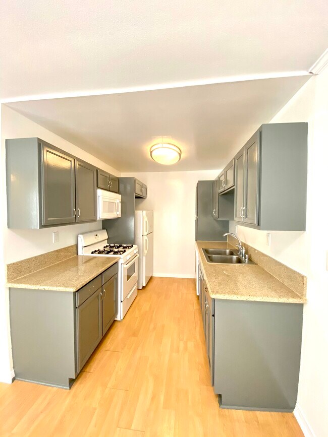 9900 Jordan Ave Rentals in Chatsworth, CA