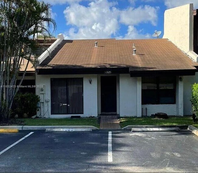 property at 3325 Oak Dr