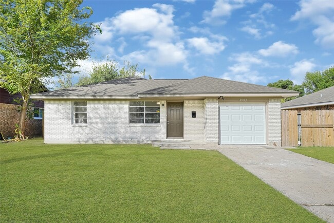 property at 1502 Park Ave