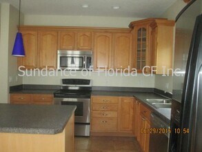 8905 Silk Bay Pl in Orlando, FL - Foto de edificio - Building Photo