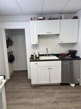 98 N Main Ave in Orono, ME - Building Photo - Building Photo