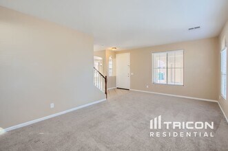12650 W Marshall Ave in Litchfield Park, AZ - Foto de edificio - Building Photo