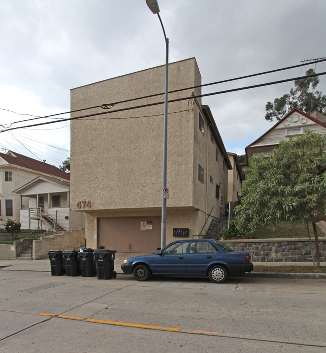 472-474 Solano Ave in Los Angeles, CA - Foto de edificio - Building Photo