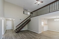 3403 Pine Run Ln in Lutz, FL - Foto de edificio - Building Photo