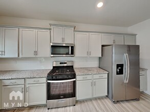 14228 Wilson Mac Ln in Charlotte, NC - Building Photo - Building Photo