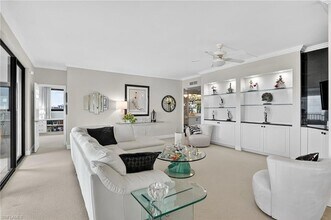 2400 Gulf Shore Blvd N, Unit A-1F-221 in Naples, FL - Building Photo - Building Photo