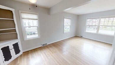 834 S Main St in Ann Arbor, MI - Building Photo - Building Photo