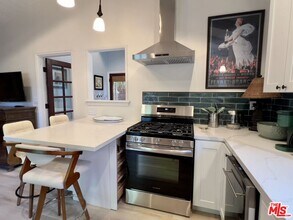 5262 Sale Ave in Los Angeles, CA - Building Photo - Building Photo