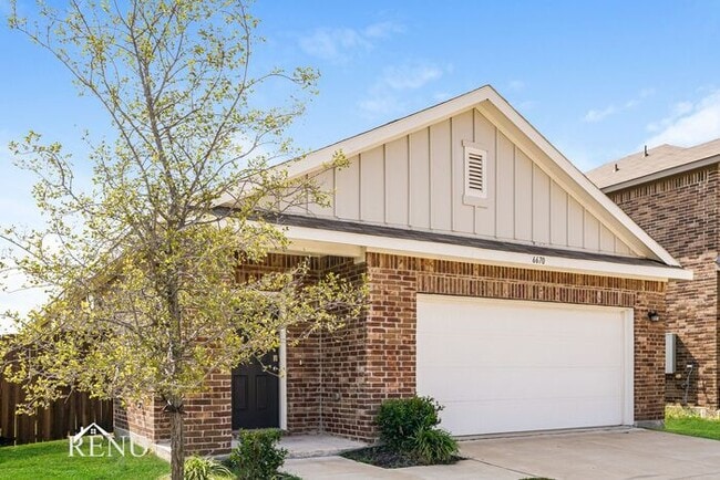 6670 Charleston Dr in Heath, TX - Building Photo - Building Photo