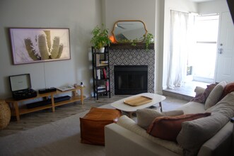 1820 E Morten Ave in Phoenix, AZ - Building Photo - Building Photo