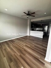 2308 Hazeltine Pl in Norwalk, IA - Building Photo - Building Photo