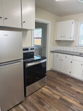 7045 N Omaha Ave in Portland, OR - Building Photo - Building Photo