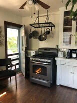 906 W 22nd St in Austin, TX - Building Photo