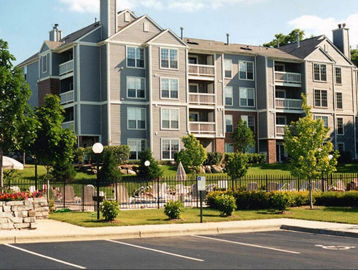 Lincoln Ridge in Madison, WI - Building Photo