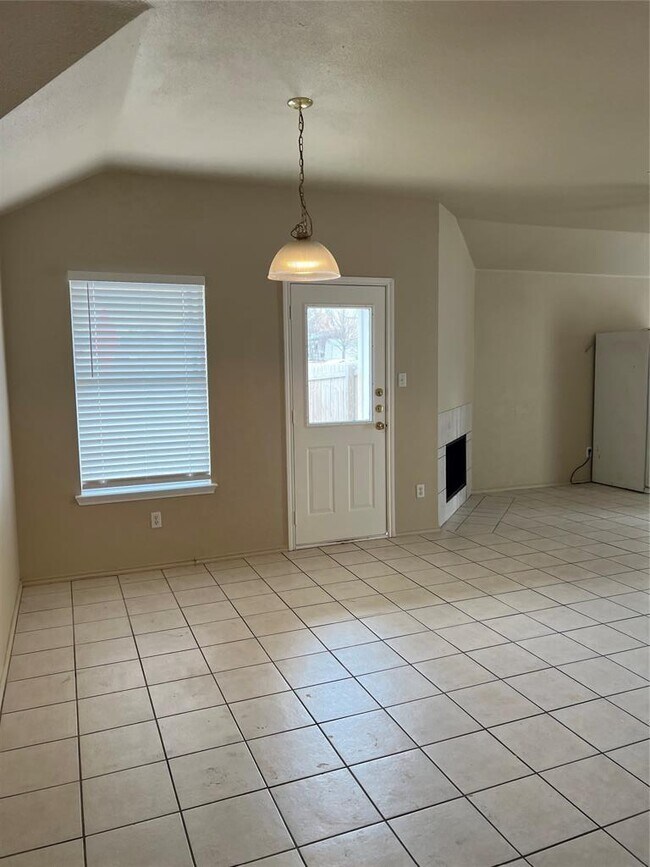 1618 Cottonwood Ct in Round Rock, TX - Building Photo - Building Photo