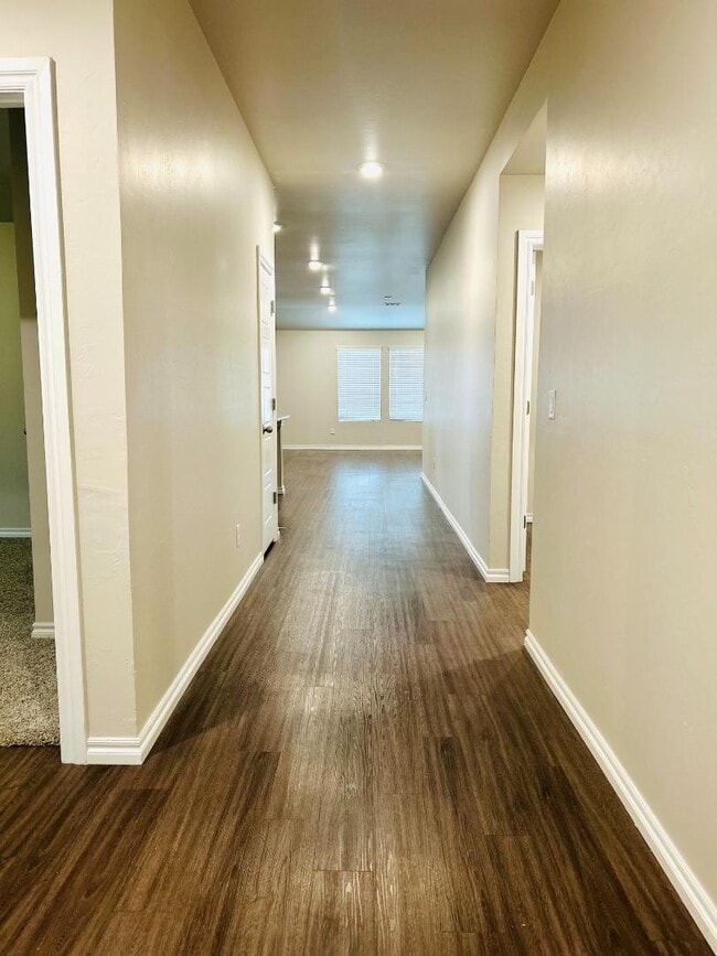 4413 Palmetto Bluff Dr in Mustang, OK - Building Photo - Building Photo