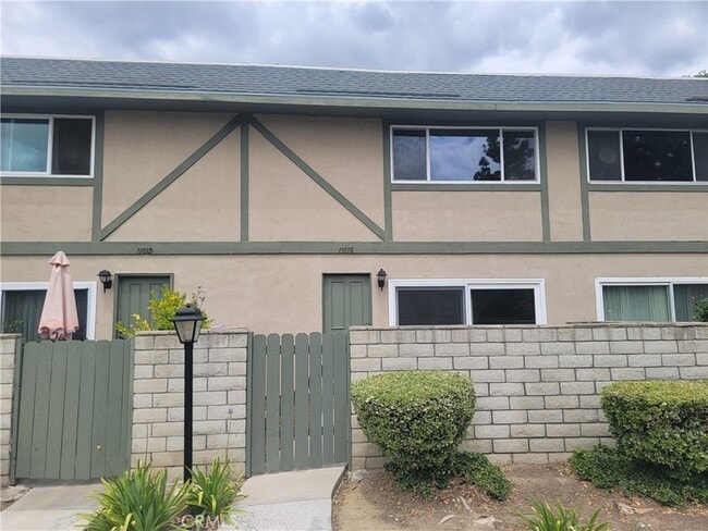 property at 1103 W Francis St