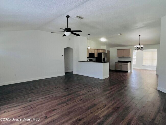 2941 Jupiter Blvd SE in Palm Bay, FL - Building Photo - Building Photo