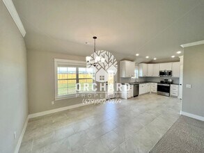 754 Hickory Mdws Ave in Springdale, AR - Building Photo - Building Photo