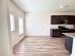 2409 Stillwater Dr in Ponder, TX - Building Photo - Building Photo