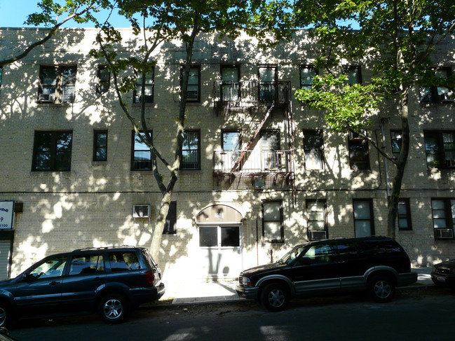 1605 Mayflower Ave in Bronx, NY - Building Photo - Building Photo