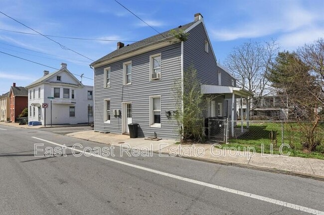 327 N Mulberry St in Hagerstown, MD - Building Photo - Building Photo