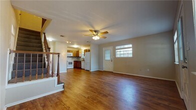 709 Swiss Ct in College Station, TX - Building Photo - Building Photo