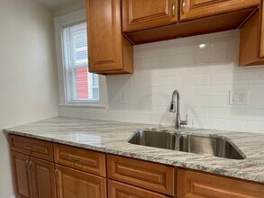 91 Calumet St, Unit 2 in Boston, MA - Building Photo - Building Photo