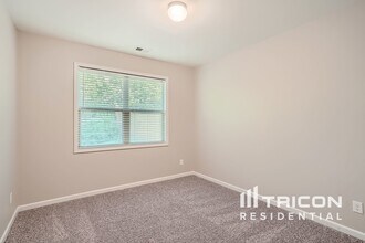 3952 Margaux Dr in Atlanta, GA - Building Photo - Building Photo