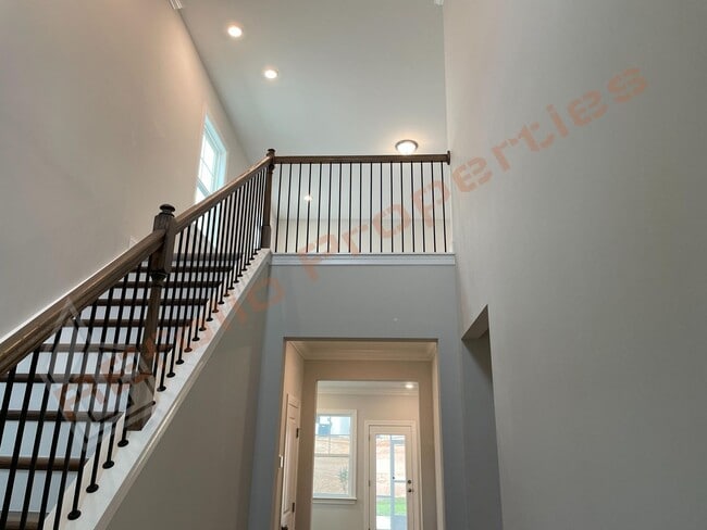 605 Emerald Bay Cir in Raleigh, NC - Building Photo - Building Photo