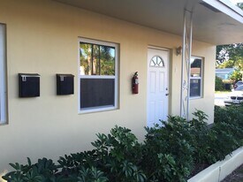 1140 SW 30th St, Unit A-c in Fort Lauderdale, FL - Building Photo