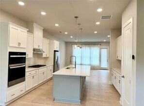 2637 Camphor Xing in Smyrna, GA - Building Photo - Building Photo