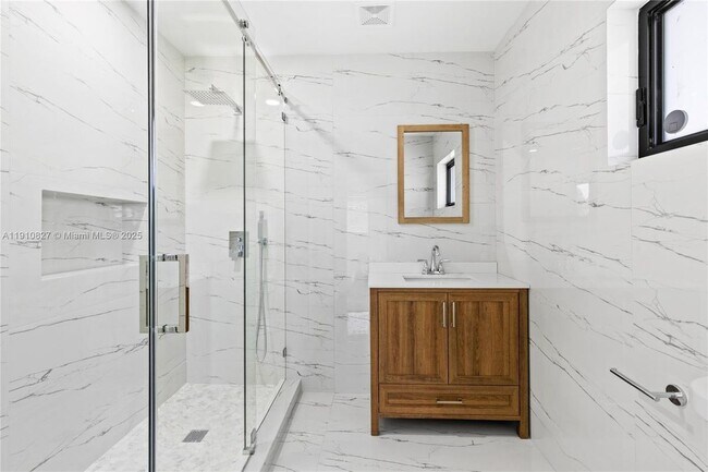 317 N 31st Ave in Hollywood, FL - Building Photo - Building Photo