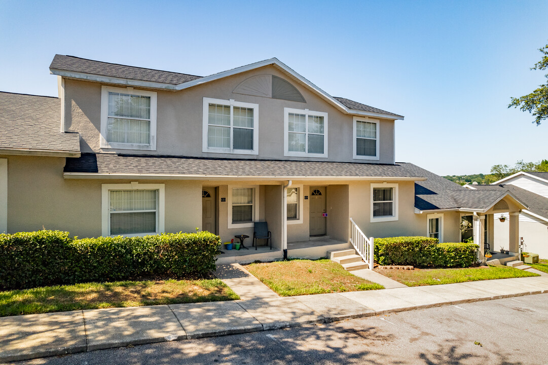 Hillside Villas in Clermont, FL - Building Photo