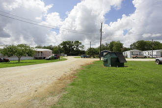 Mobile Home Park in Stockdale, TX - Building Photo - Building Photo