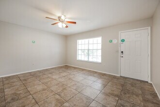 2386 Vestridge St in North Port, FL - Building Photo - Building Photo