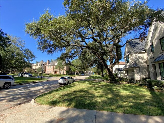 3207 Banbury Pl in Houston, TX - Building Photo - Building Photo