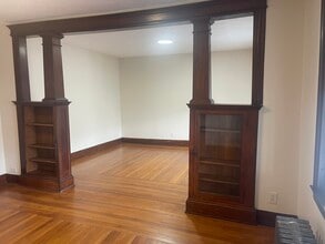 18 Levesque Ave in West Hartford, CT - Building Photo - Building Photo