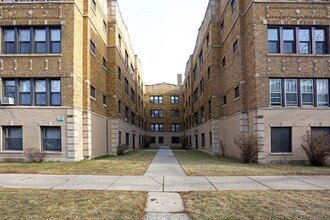 4815 N Springfield in Chicago, IL - Foto de edificio - Building Photo
